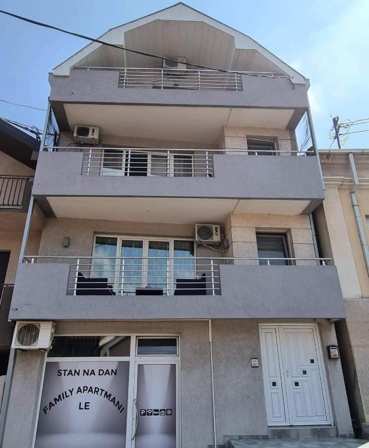 Family Apartmani Le ليسكوفاك المظهر الخارجي الصورة